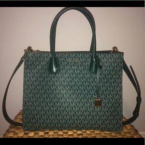 Micheal Kors Large Tote